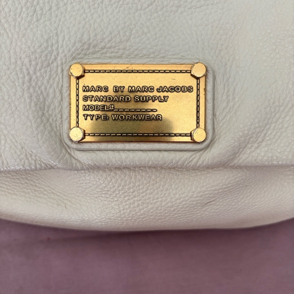 Marc Jacobs Cream Leather Shoulder Bag